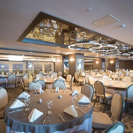 Hotel Radisson Blu Hotel, 5*
